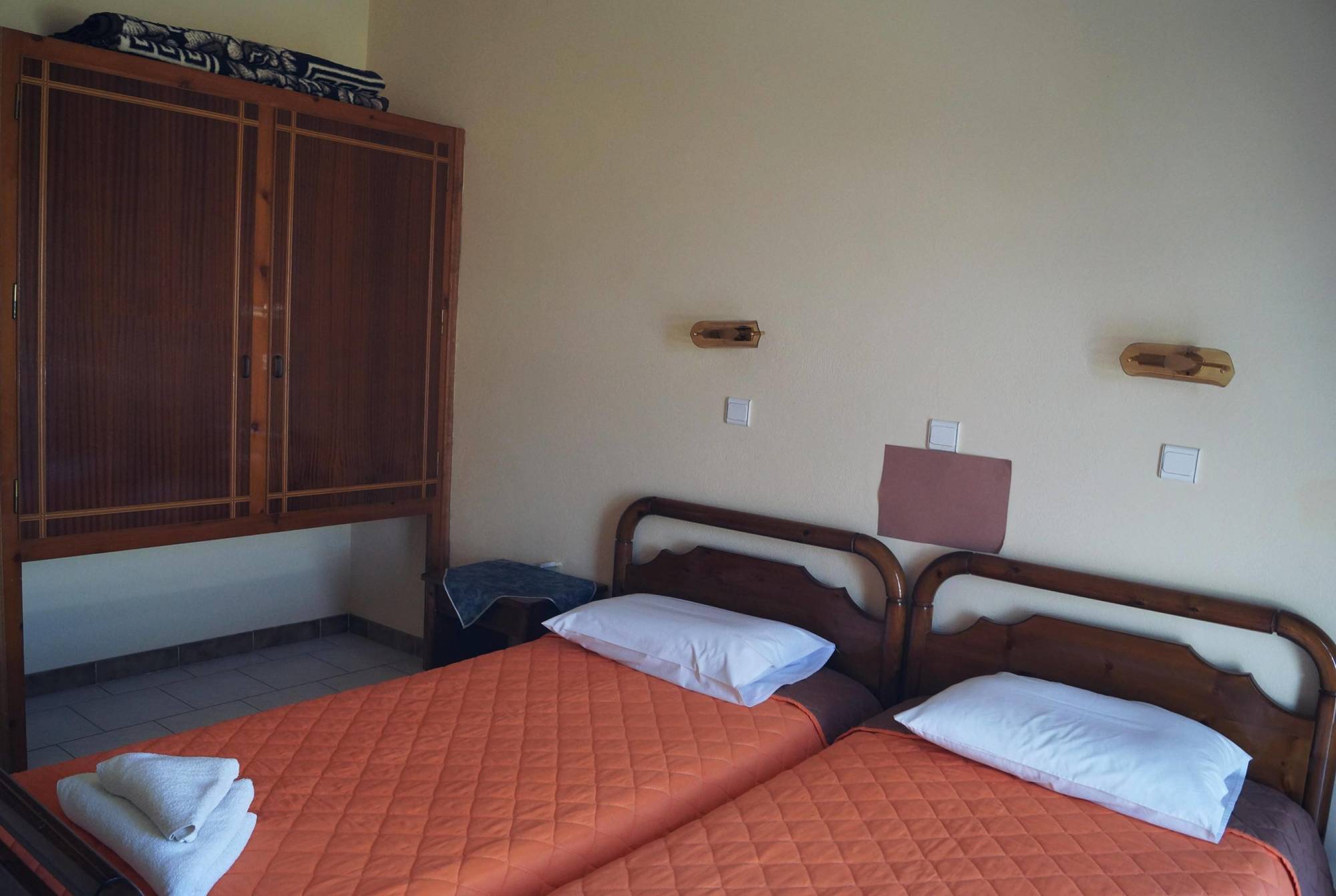 Eleni Hotel Kéfalos エクステリア 写真